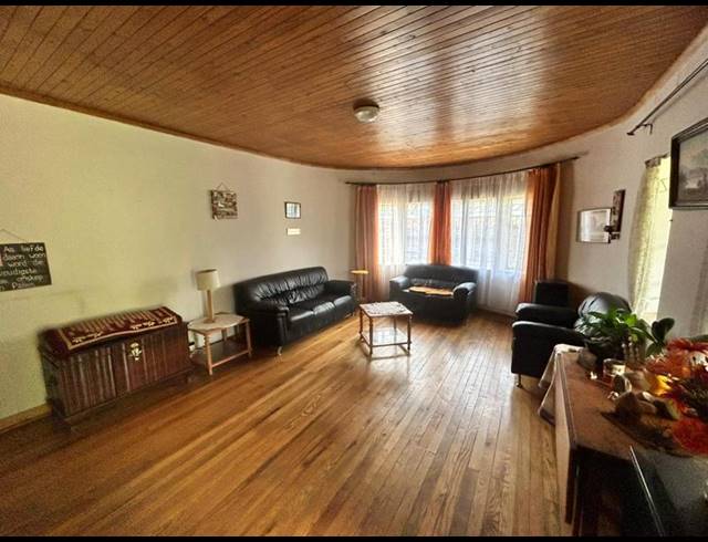 3 BEDROOM HOUSE FOR SALE IN SELECTION PARK